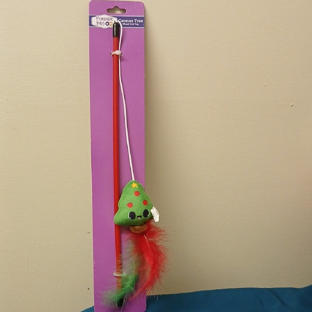 FOREVER PALS Festive Cat Toy with Red Wand and Green Tree, Red & Green Feathers